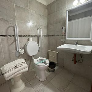 Queen Room Disability Access